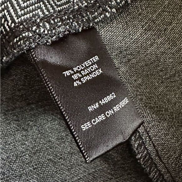 Torrid Pants Pull On Elastic Waist Womens Size Medium - Picture 6 of 7